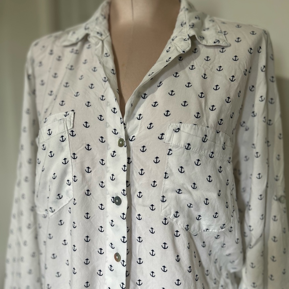 Just Living Nautical Anchor button down Shirt - White and Navy size M - Picture 2 of 10